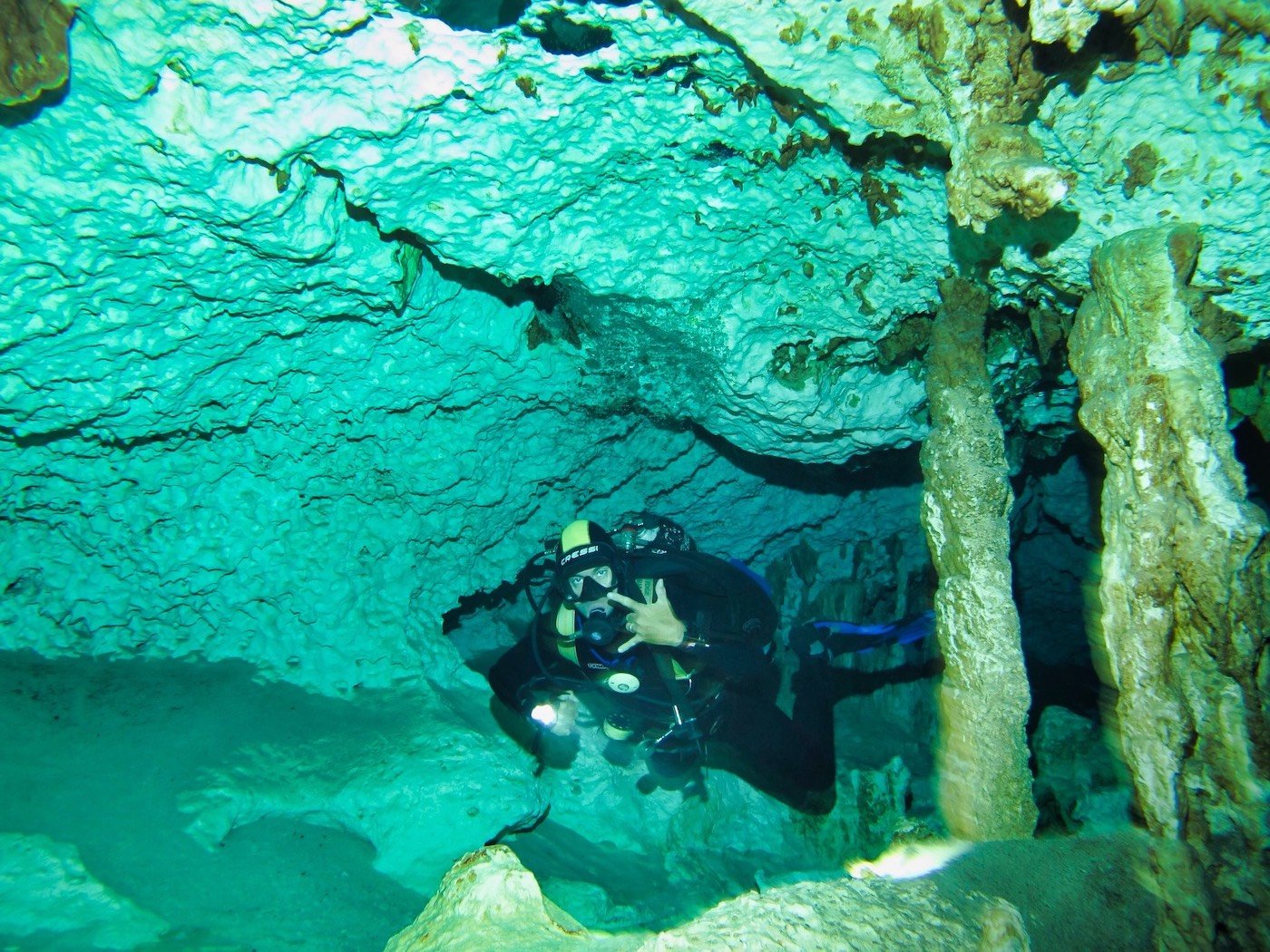  Tulum Scuba diving lessons, cenotes tour, caver diving, scuba diving, reaf diving  Tulum paddleboarding snorkeling cenotes tour, paddleboard tours, paddleboard rent, Sup tours, Sup rent, Sup adventures, and El Cuyo Yucatan Kiteboarding Lessons, Hydrofoil Lessons, kitesurfing Lessons, Kitesurf, Kiteboard, Tours, Accommodations Extreme Control Adventure 